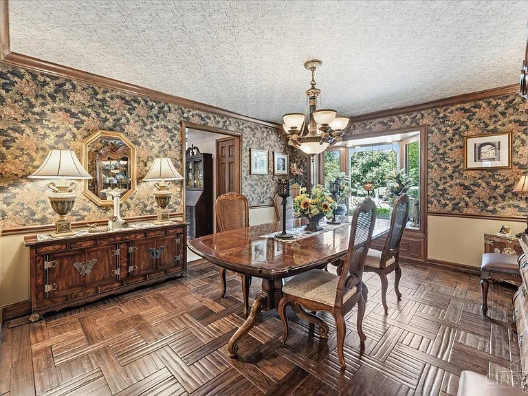 Grandkey Apartment