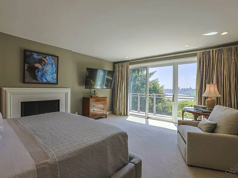 Grandkey Apartment